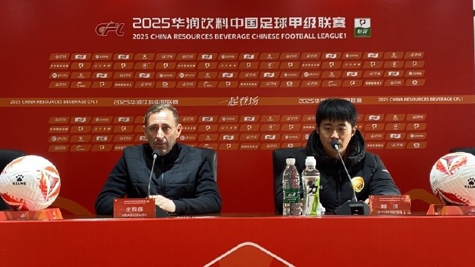 奥斯卡：防守提高但进攻比较吃力 最后30分钟少一人拿一分能接受