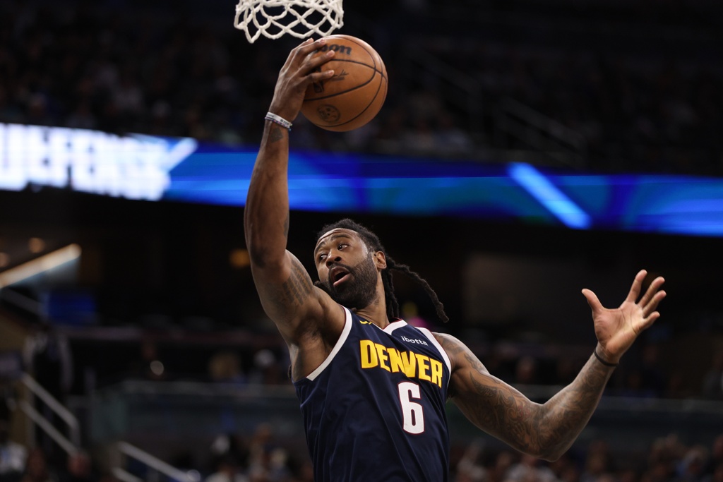 真挚的祝福！祝NBA中锋小乔丹37岁生日快乐！